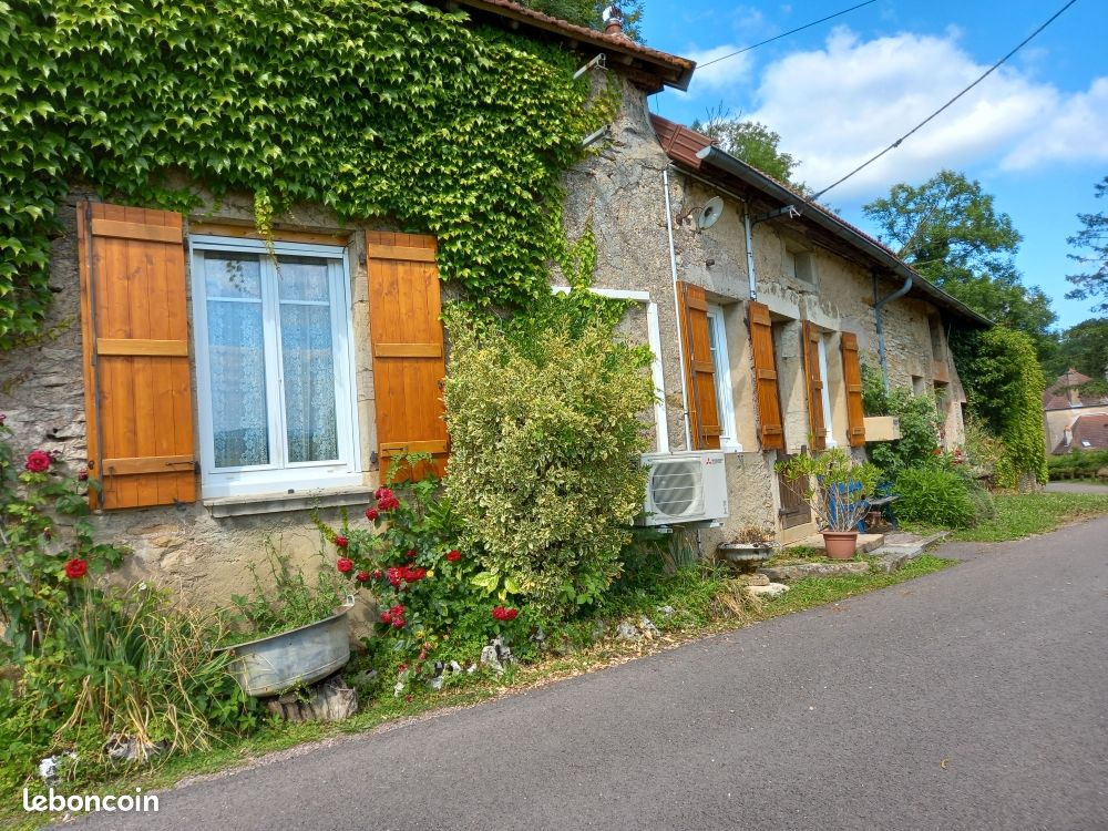 Maison 2 pièces 60 m² · à Sussey · 60 m² · 35 000 €