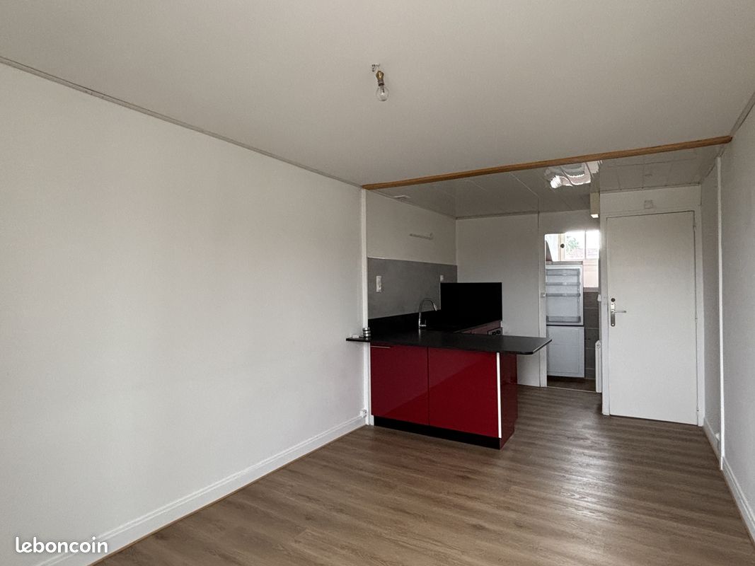 Appartement 2 pièces 38 m² · à Marcilly-en-Villette · 38 m² · 570 €