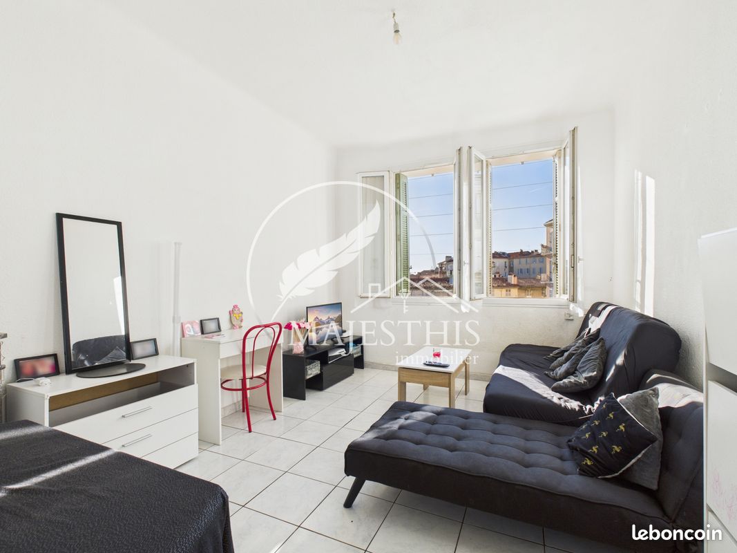 Appartement 2 pièces 46 m² · à Toulon · 46 m² · 107 000 €