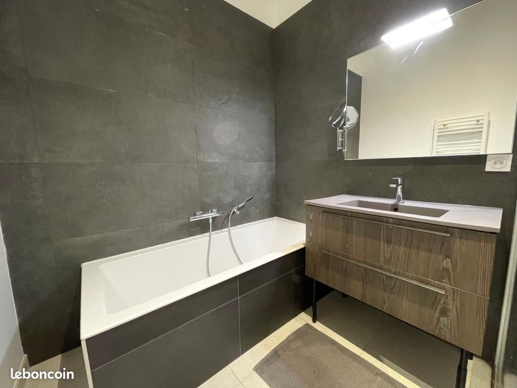 Appartement a louer caluire-et-cuire - 4 pièce(s) - 82 m2 - Surfyn