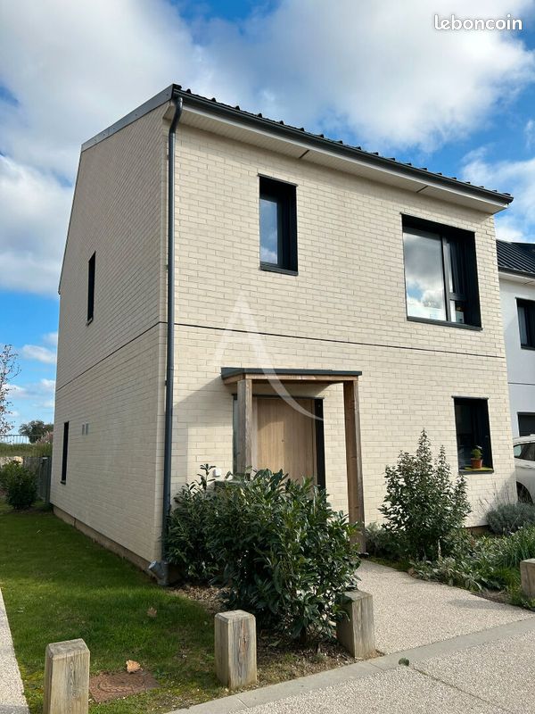 Maison 5 pièces 98 m² · à Bussy-Saint-Georges · 98 m² · 1 662 €/mois