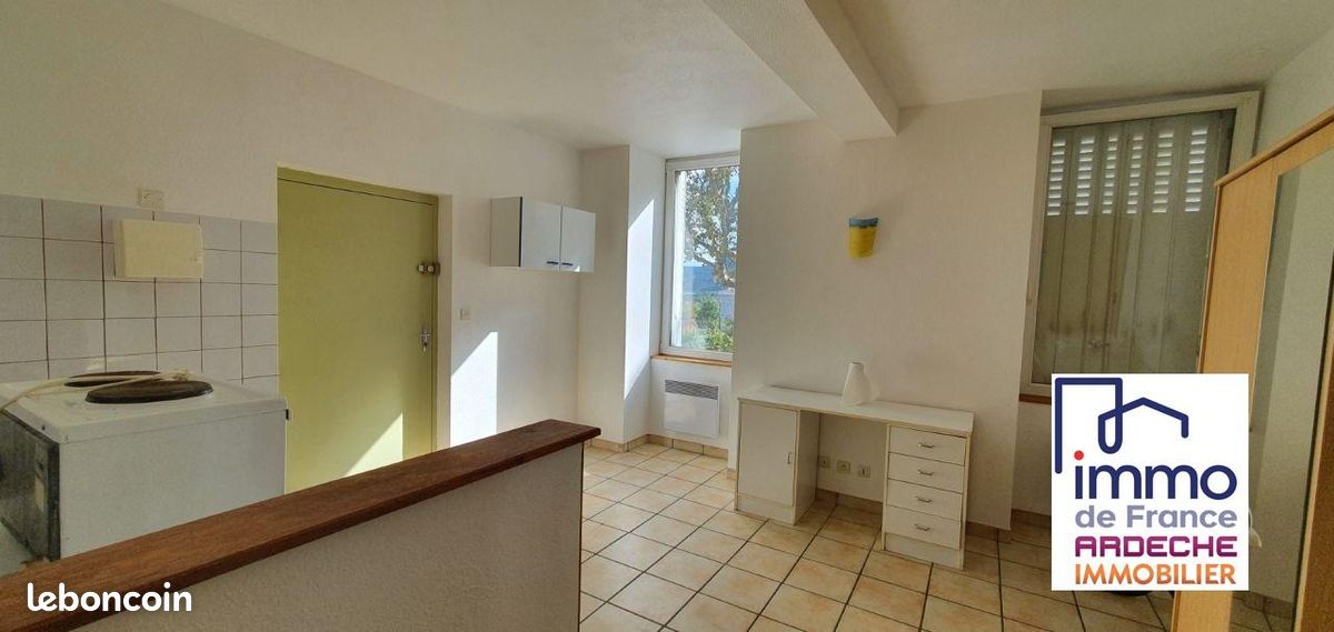 Appartement 1 pièce 20 m² · à Privas · 20 m² · 275 €/mois