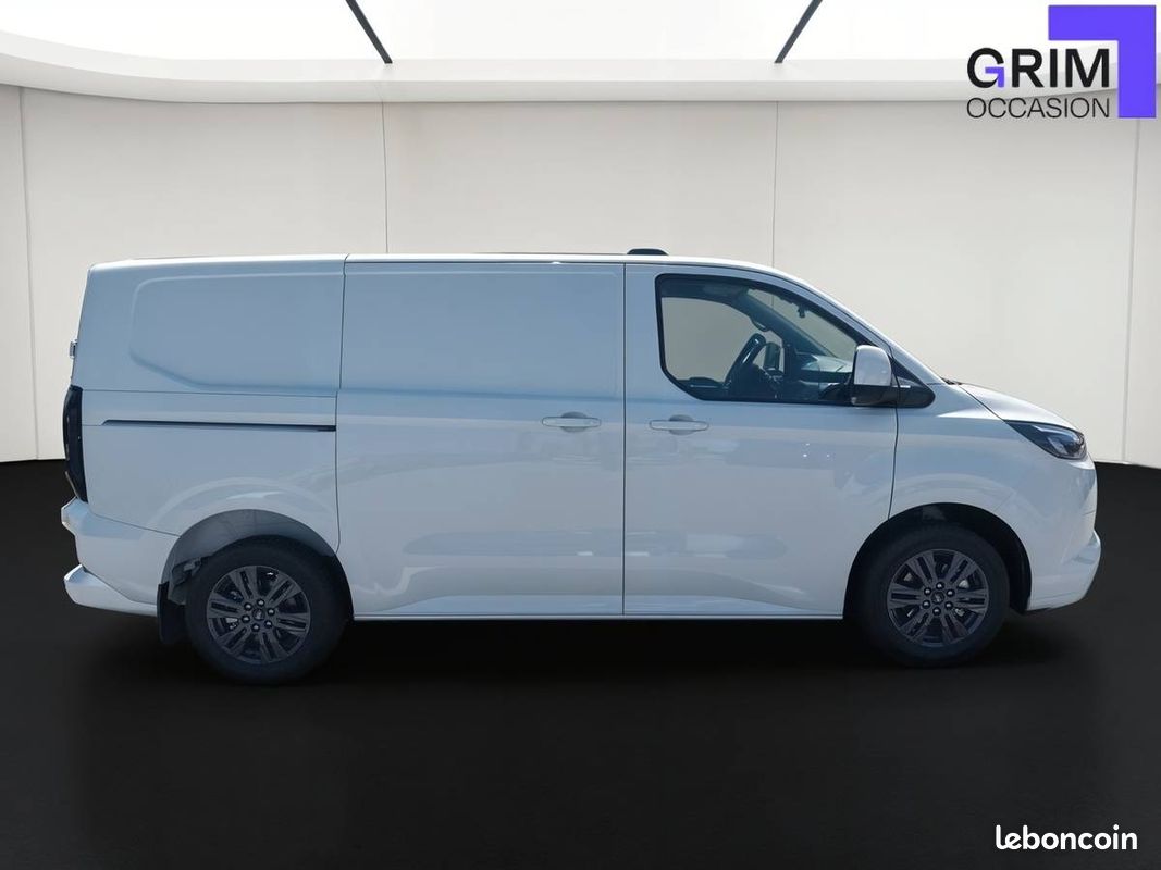 Ford transit custom fgn 320 l1h1 2.5 duratec 232 ch phev cvt limited (image 3)
