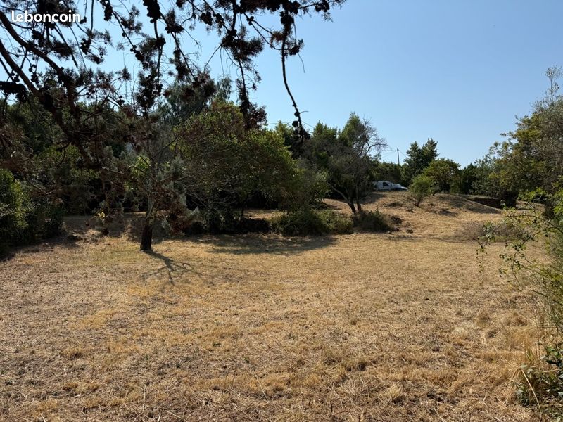 Terrain 1 270 m² Ales · à Alès · 137 000 €