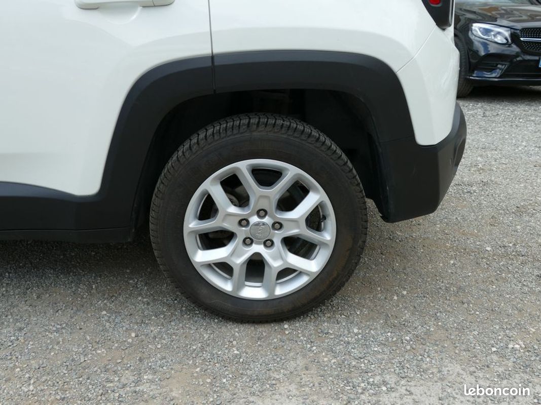 JEEP RENEGADE 2.0 MULTIJET 140 Ch LIMITED 4X4 BVA TOIT OUVRANT (image 4)