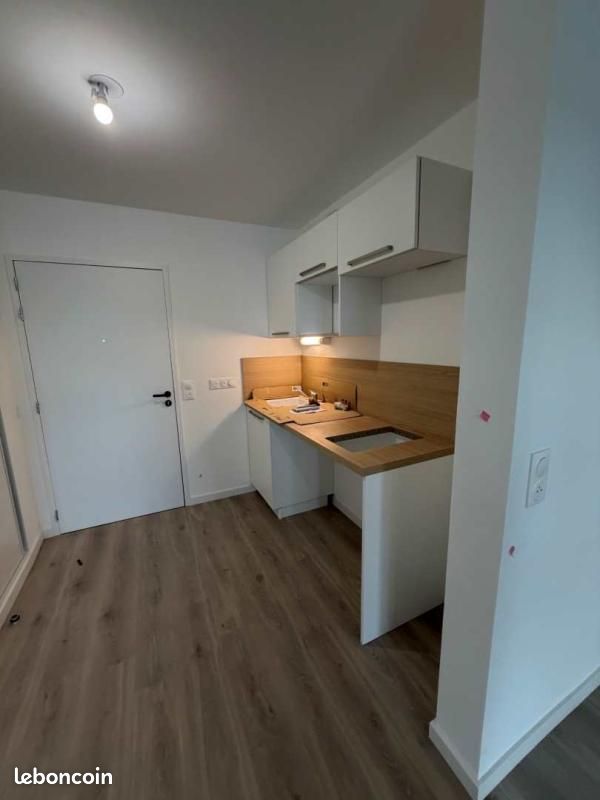 Appartement 1 pièce 29 m² · à Saint-Sébastien-sur-Loire · 29 m² · 498 €/mois