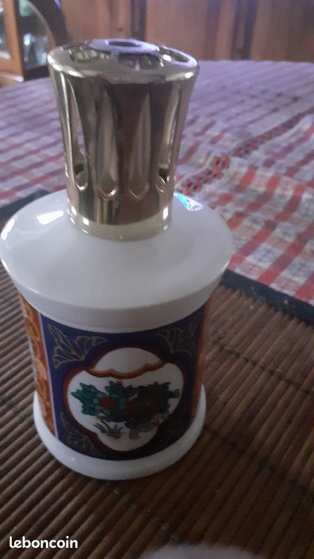 Ancienne Lampe Berger Paris En Porcelaine Giraud Limoges, Occasion, France