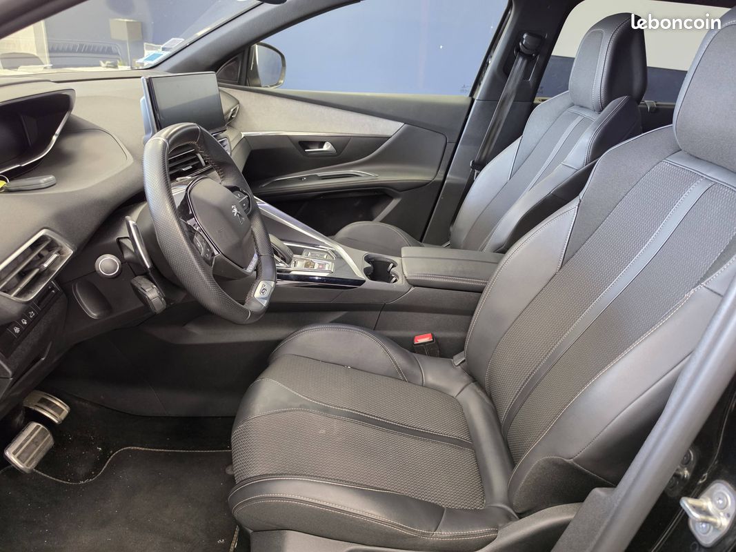 PEUGEOT 5008 PureTech 130ch S&S EAT8 GT (image 13)