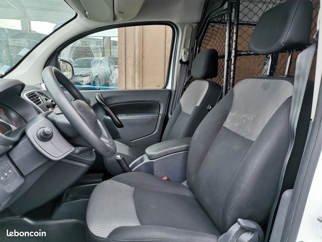 Renault Kangoo Express 1.5 Blue dCi 95ch Grand Volume Grand Confort (image 10)