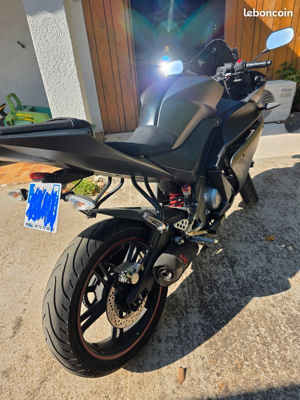 Yamaha 125 yzf (image 2)