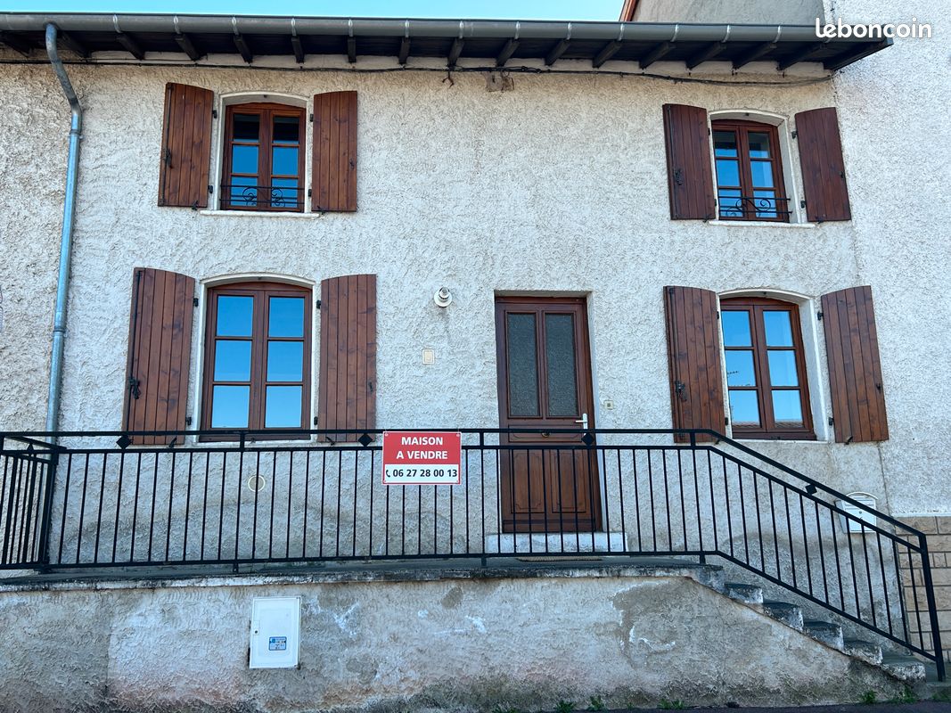 Maison 5 pièces 87 m² · à Saint-Laurent-de-Mure · 87 m² · 335 000 €