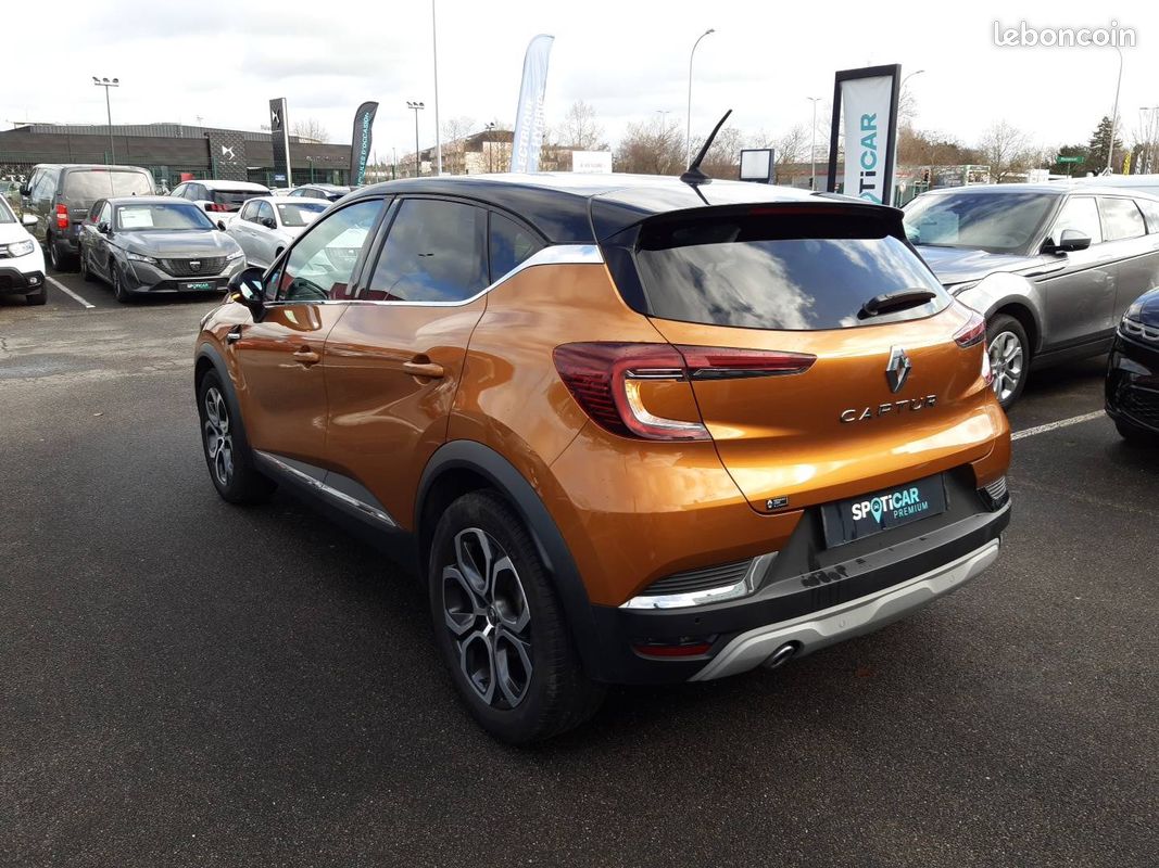 RENAULT Captur Blue dCi 115 EDC Intens (image 10)