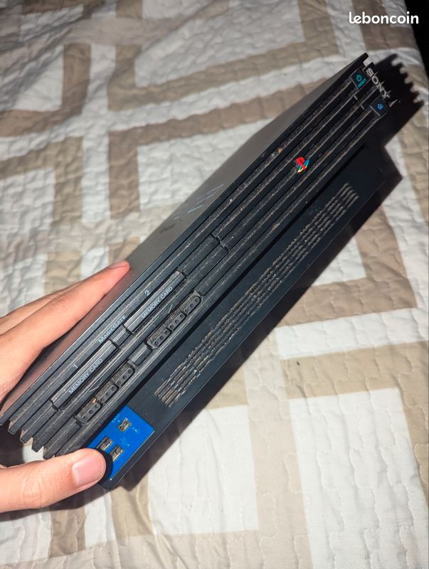 PS2 Fat (image 2)