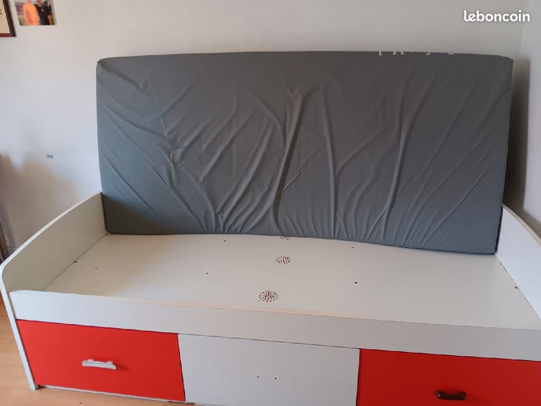 Vente d'un lit +matelas en parfait état (image 6)