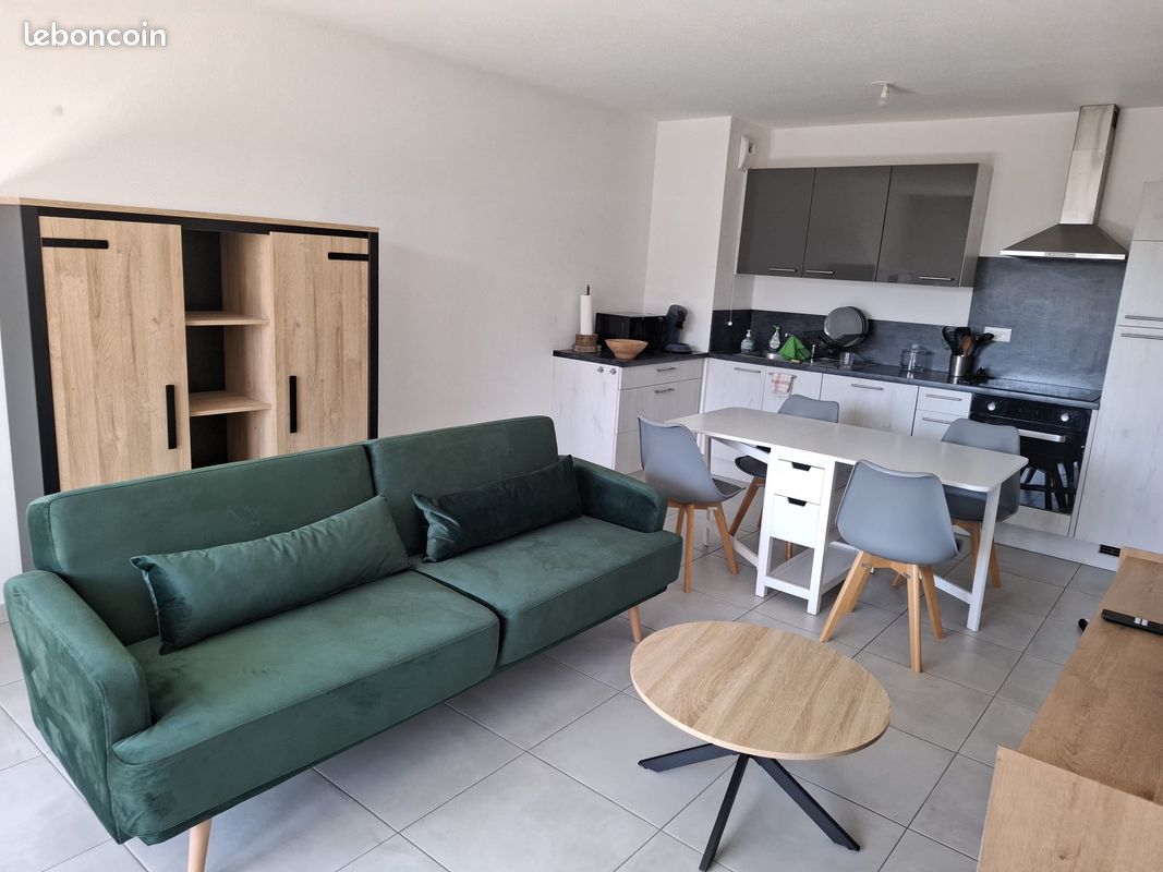 Appartement 2 pièces 45 m² · à Saint-Louis · 45 m² · 1 100 €