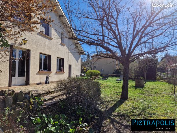 Maison 5 pièces 140 m²