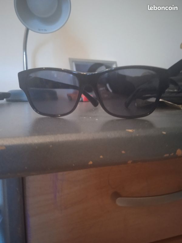 Lunettes solaires (image 2)