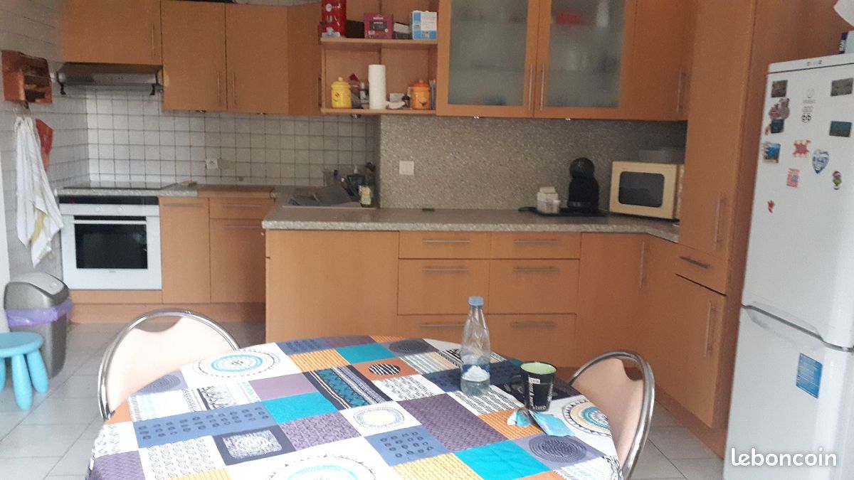 Appartement 7 pièces 122 m² · à Lunel-Viel · 122 m² · 900 €/mois