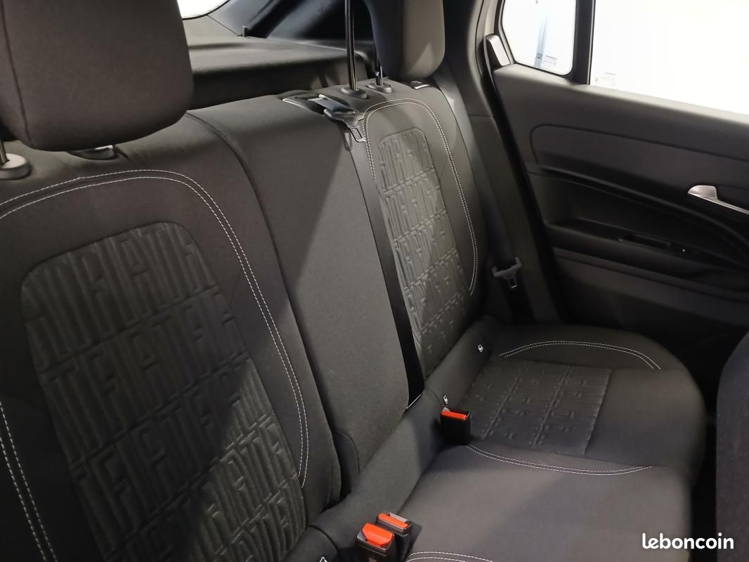 Fiat 600 T-Gen 3 1.2 Hybrid 145ch eDCT6 Pop (image 5)