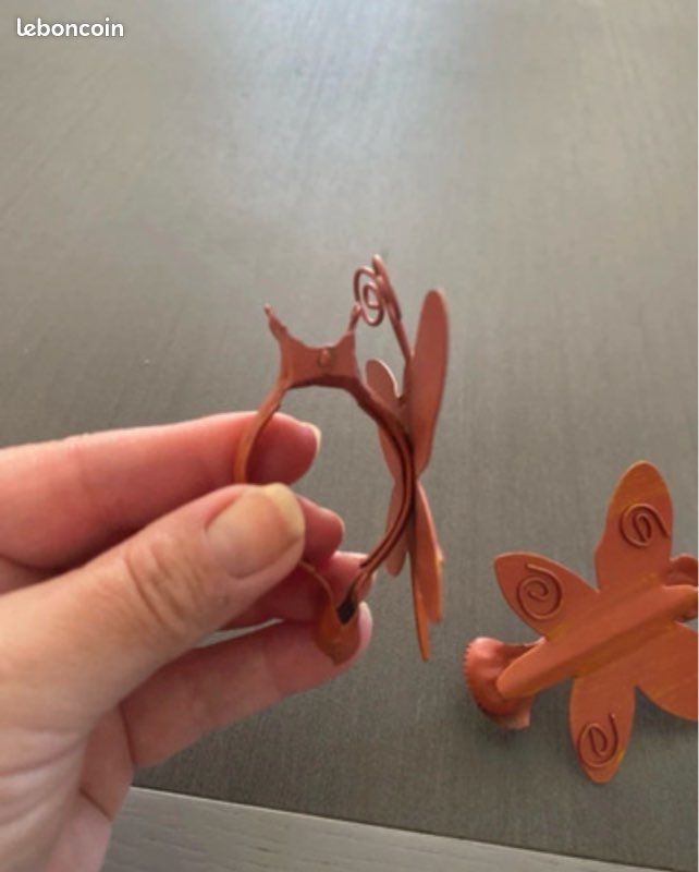 Deux pinces / attaches pour rideaux ou voilage Papillon (image 3)