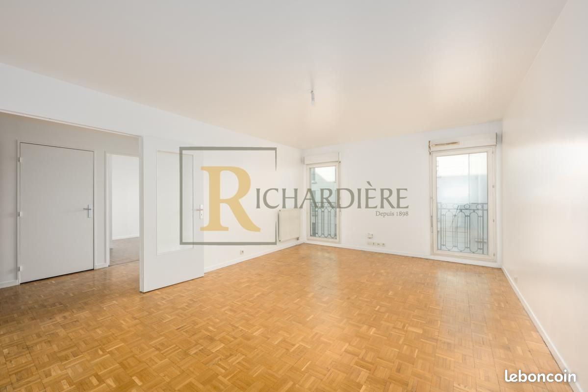 Appartement 2 pièces 49 m² · à Clamart · 49 m² · 295 800 €