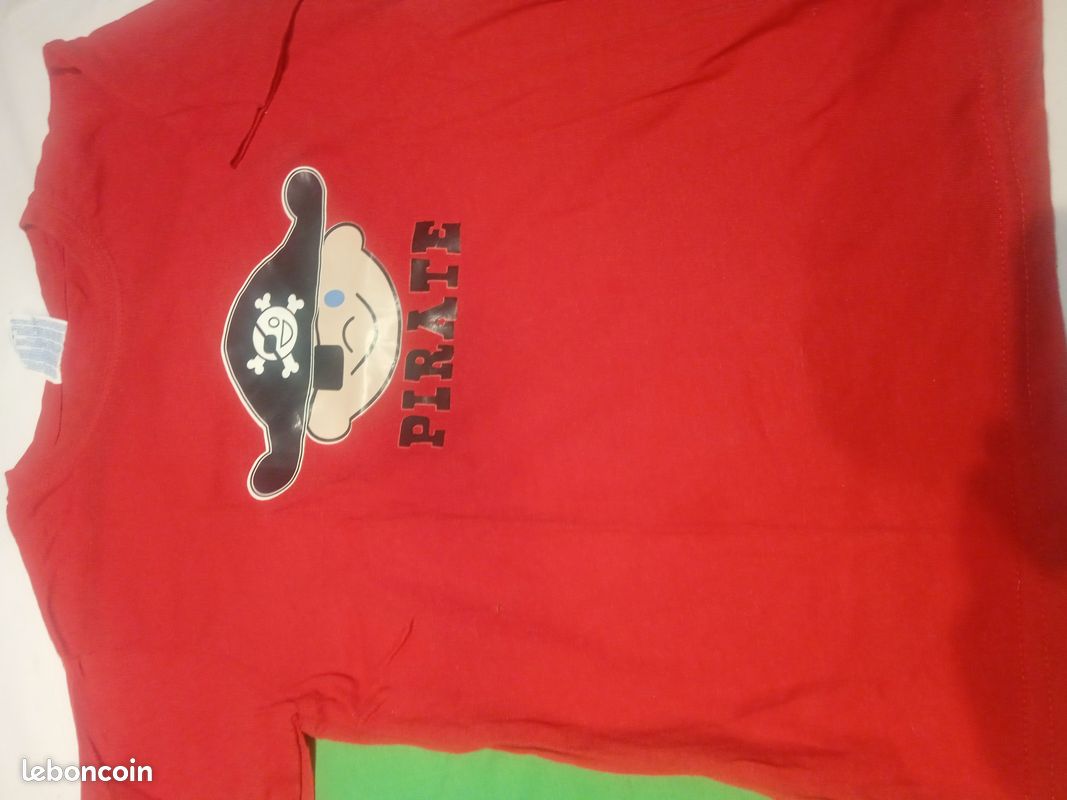 Lot 3 t-shirt (image 1)