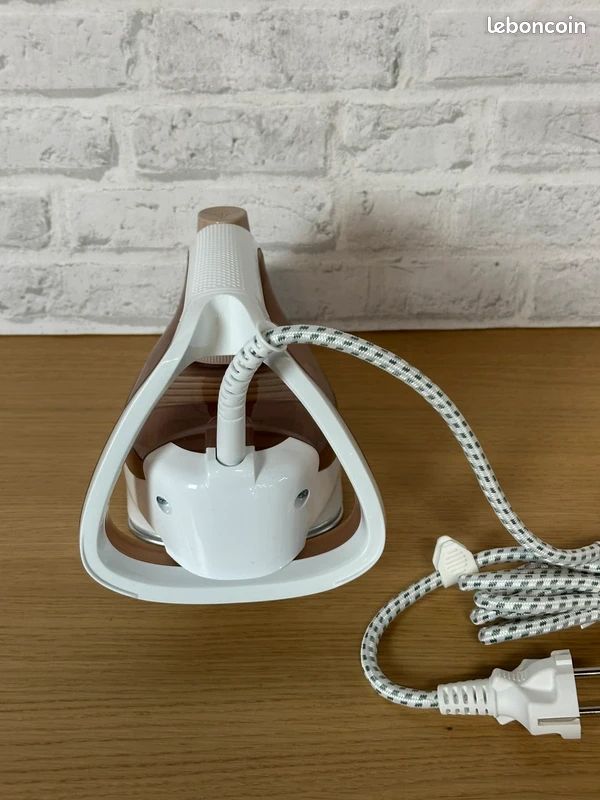Calor Easygliss Eco Energy fer à repasser vapeur, 2800 W, Pressing 260 g/min, Jusqu'à 30 % d'économies d'énergie, FV5781C0 - Electroménager