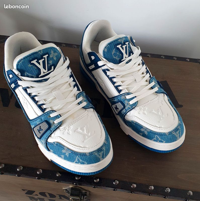 Sneakers Chaussure Louis Vuitton Bleu Chaussures LOUIS VUITTON