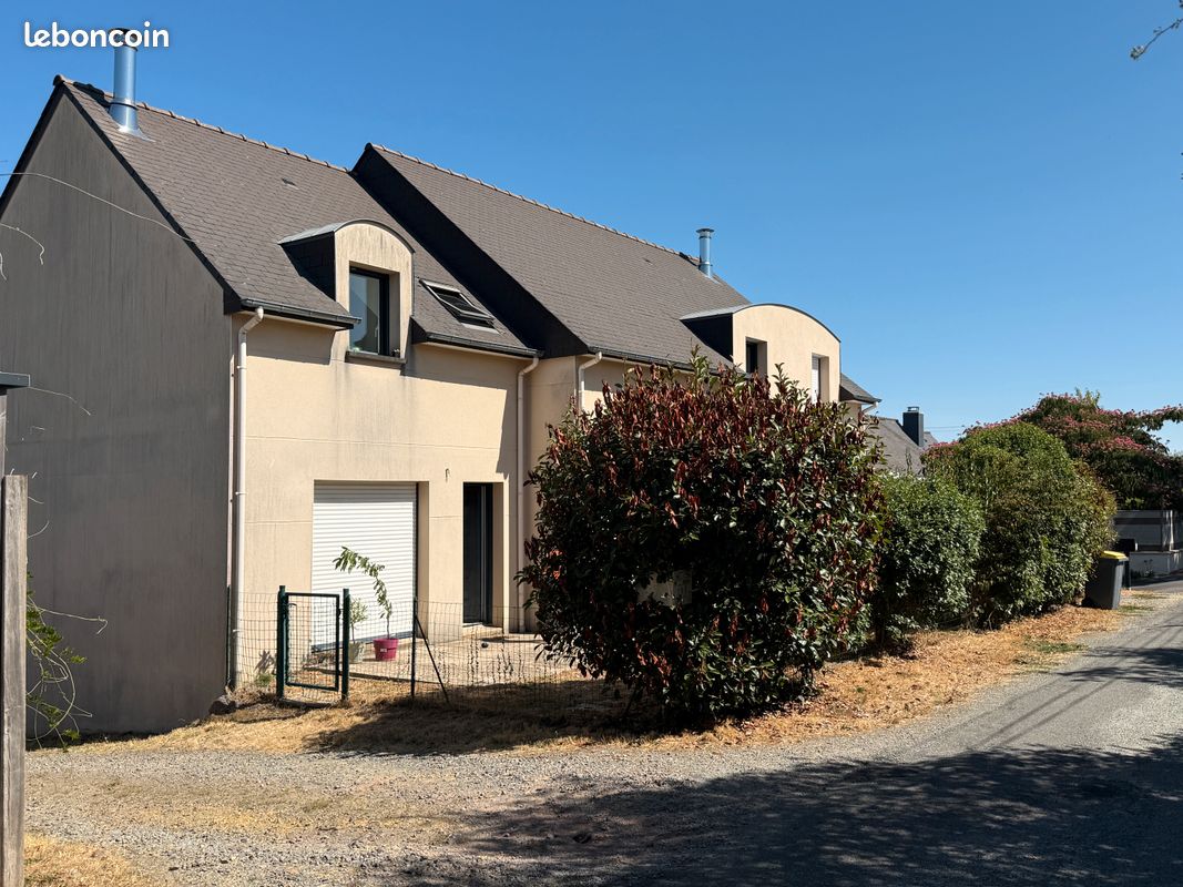 Maison 4 pièces 125 m² · à Montfort-sur-Meu · 125 m² · 1 150 €