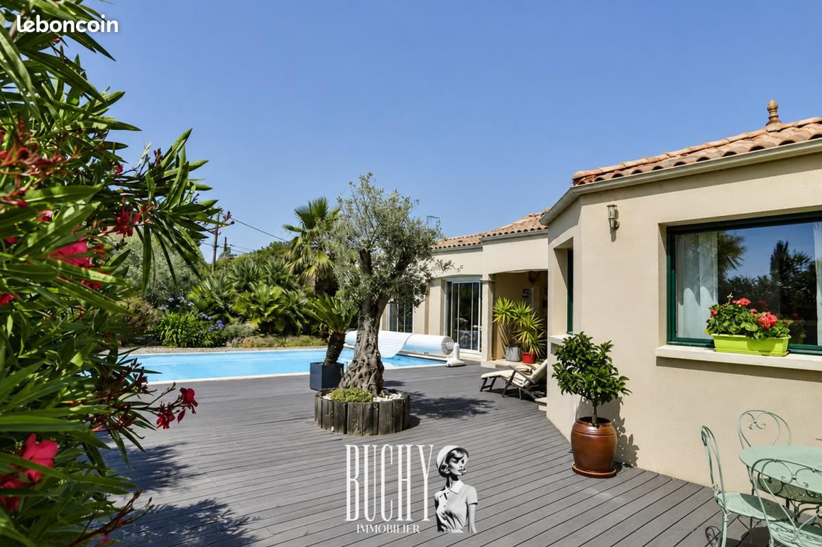 Villa 7 pièces 202 m² (image 1)