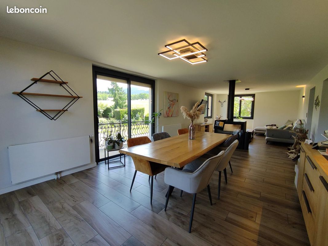 Maison 5 pièces 200 m² · à Saint-Paul-en-Chablais · 200 m² · 675 000 €