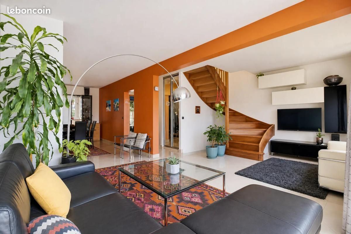 Maison 7 pièces 140 m² (image 3)