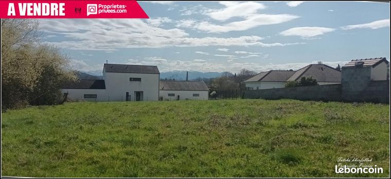 Terrain 2 796 m² Monein