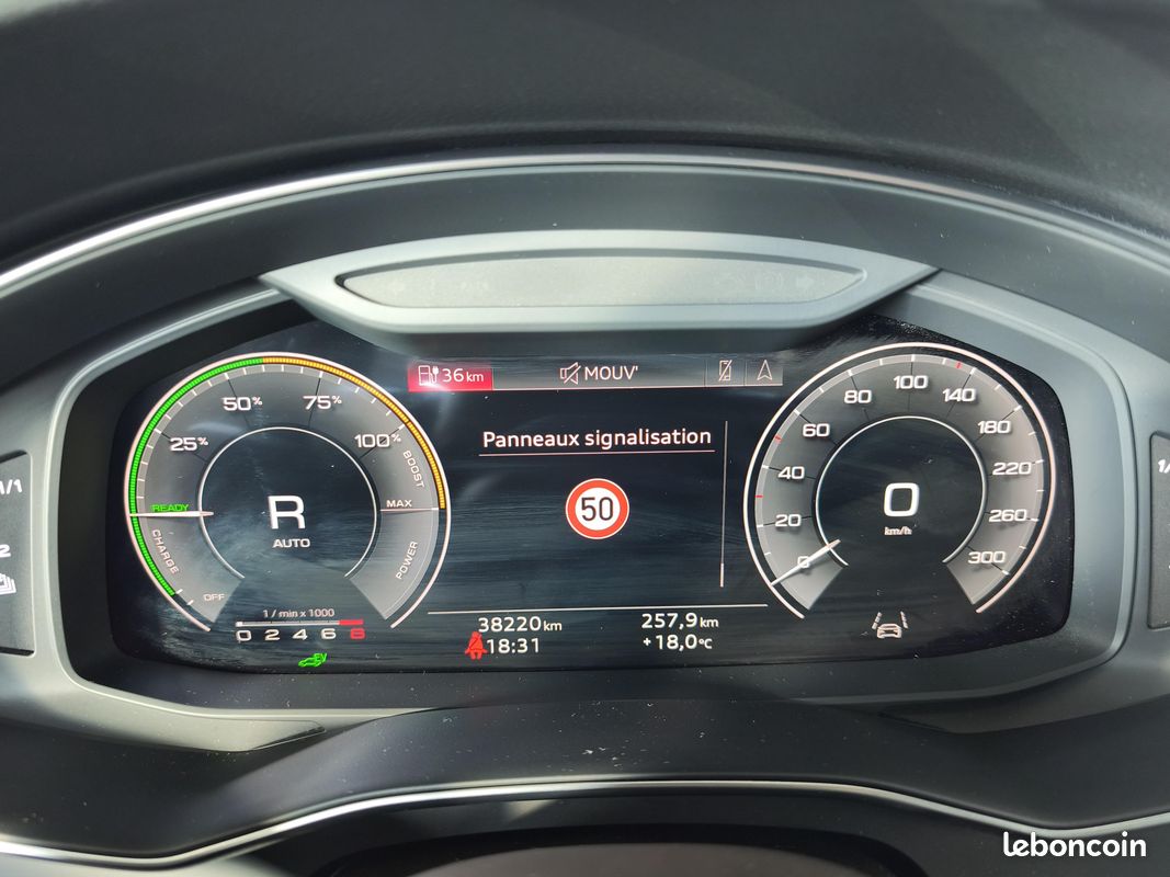 AUDI A7 Sportback 55 TFSIe 367 S tronic 7 Quattro Competition (image 18)