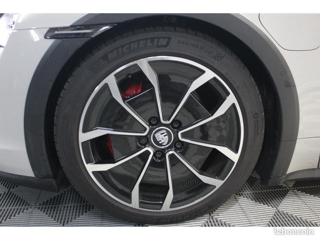 PORSCHE TAYCAN CROSS TURISMO 4S 571 Gris Craie Roues AR directrices (image 27)