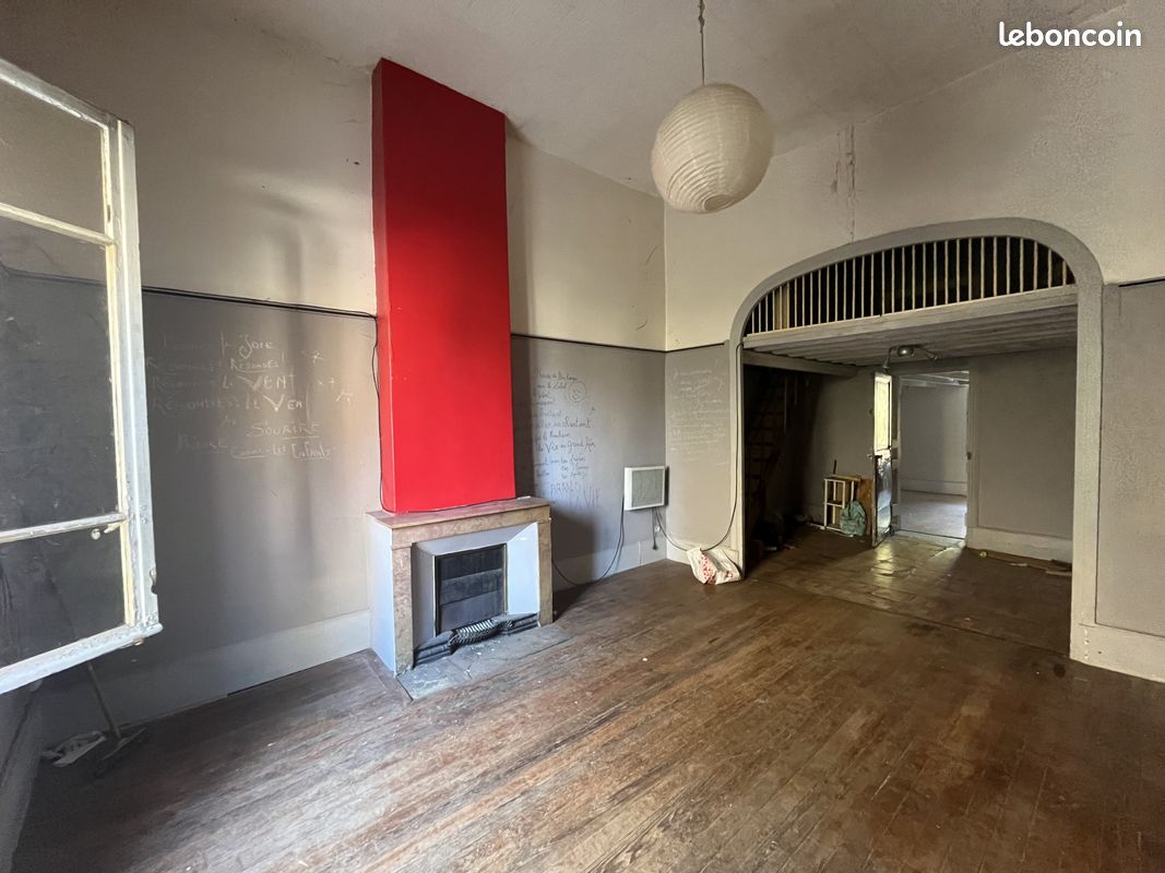 Appartement 3 pièces 104 m² · à Valence · 104 m² · 124 000 €