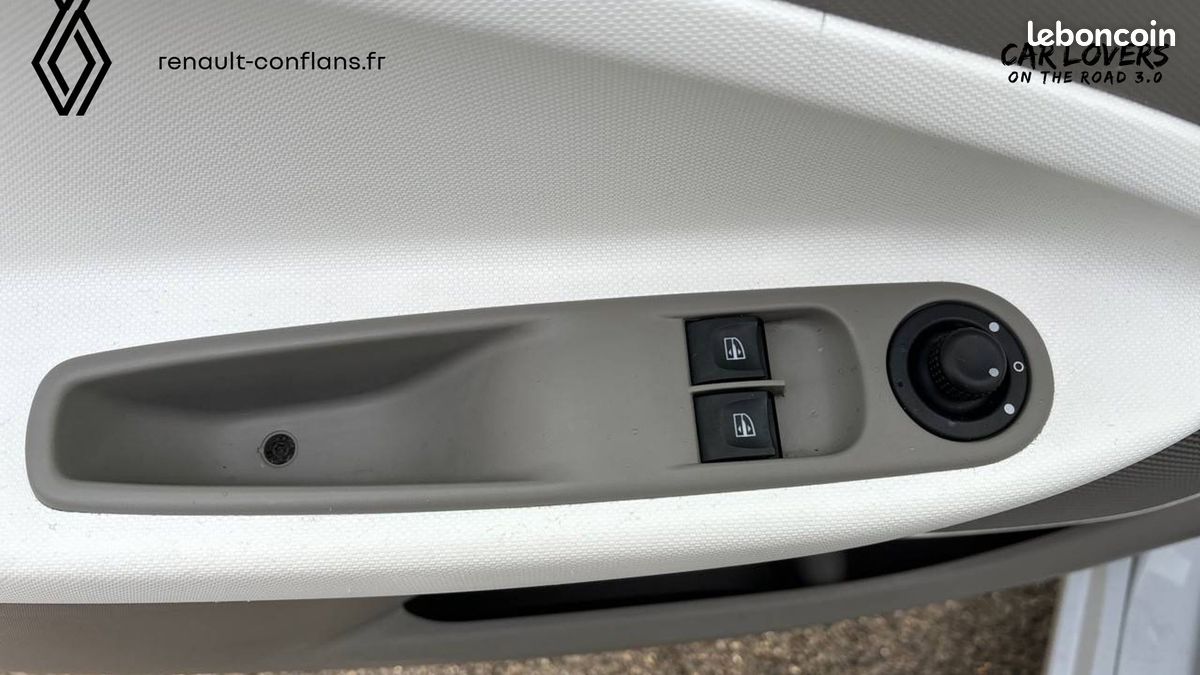 RENAULT Zoe Life (image 13)