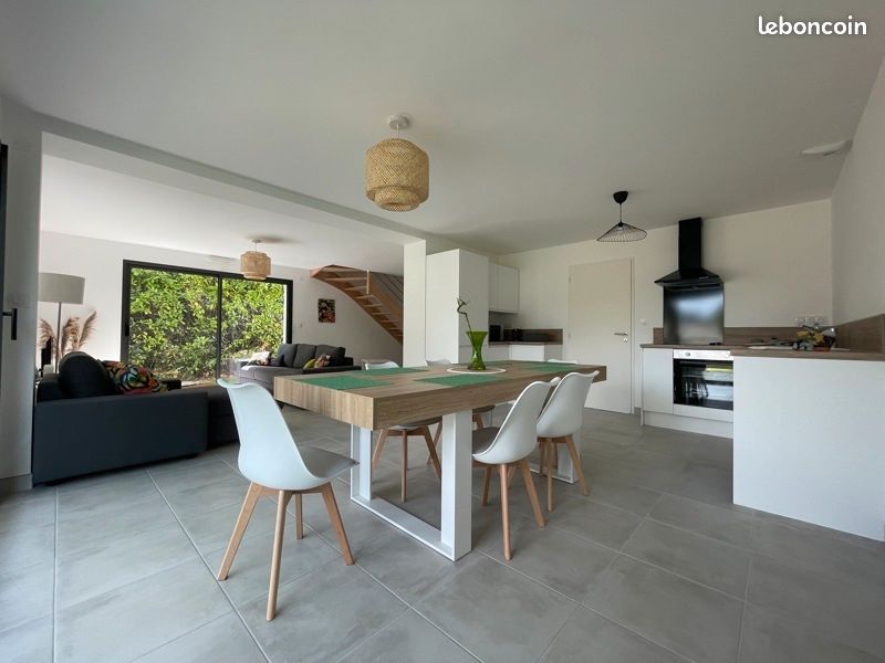 Maison 6 pièces 110 m² · à Nantes · 110 m² · 1 883 €