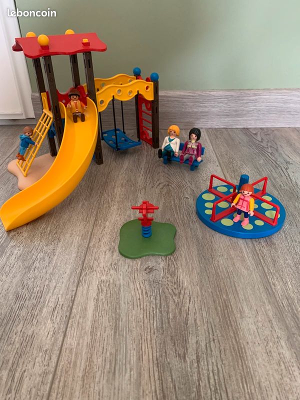 Playmobil aire de jeux (image 1)
