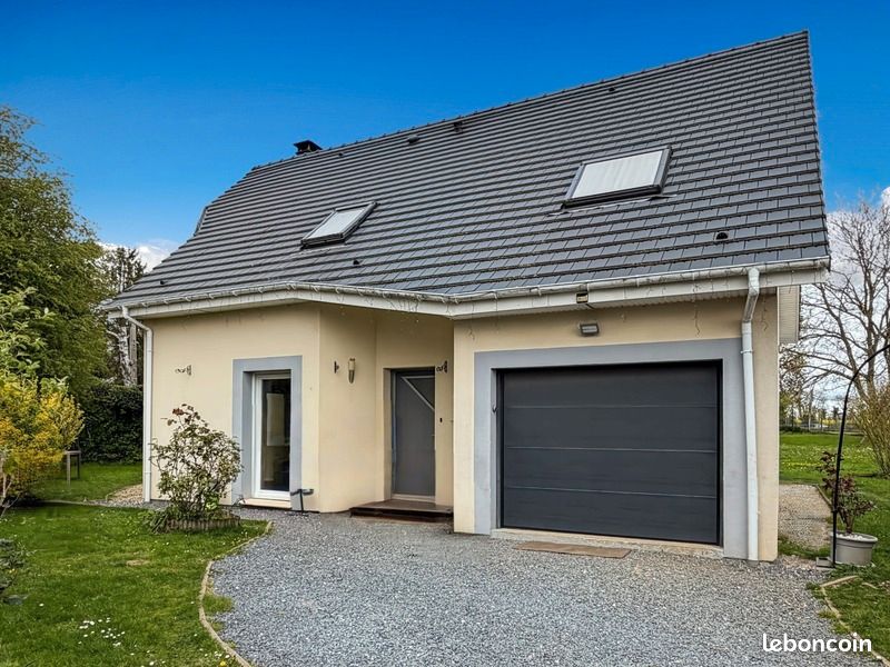 Maison 5 pièces 99 m² · à Saint-Ouen-du-Tilleul · 99 m² · 245 000 €