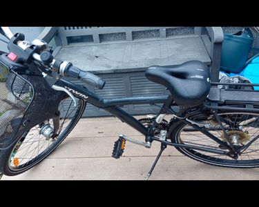 Vélo de ville noir 26 pouces Motobecane a vendre bon état