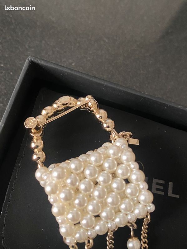 Broche en forme de sac (image 5)