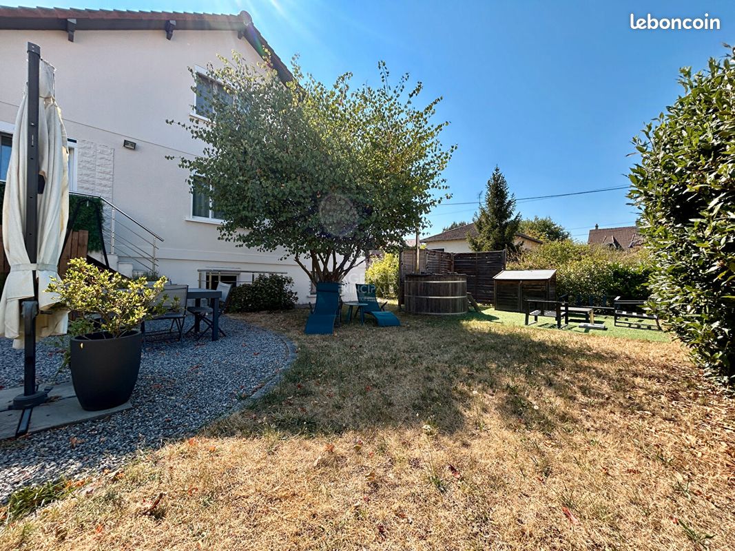 Maison 6 pièces 116 m² · à Carrières-sous-Poissy · 116 m² · 449 000 €