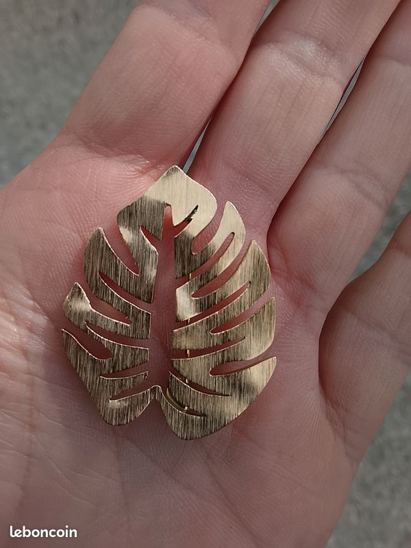 Broche vintage feuille dorée LDADPR - Montres & Bijoux Broche vintage feuille dorée LDADPR - Montres & Bijoux