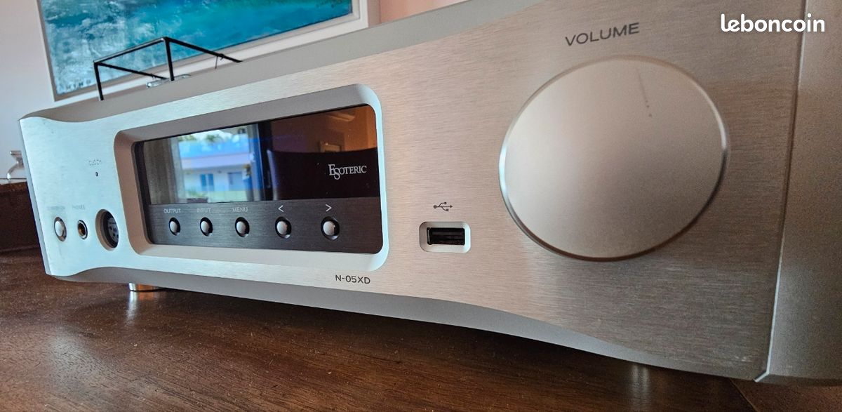 DAC/préamplificateur/lecteur réseau ESOTERIC N-05XD (image 8)