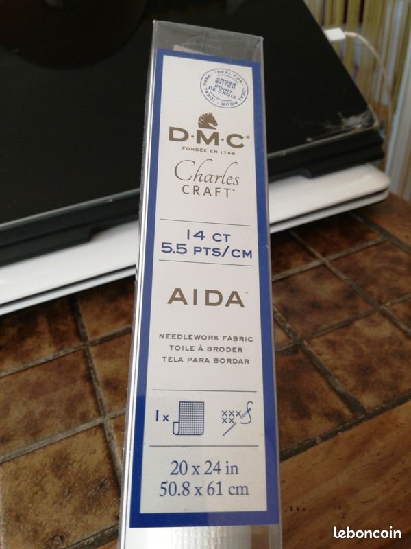 Toila Aida de DMC à broder (image 1)
