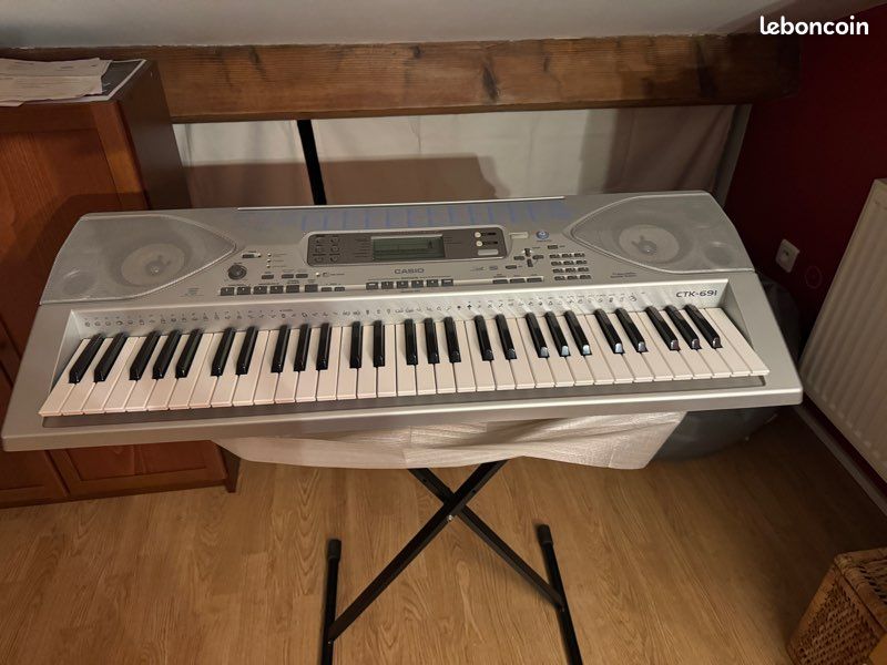 Synthé Casio ctk 691 Instruments de musique