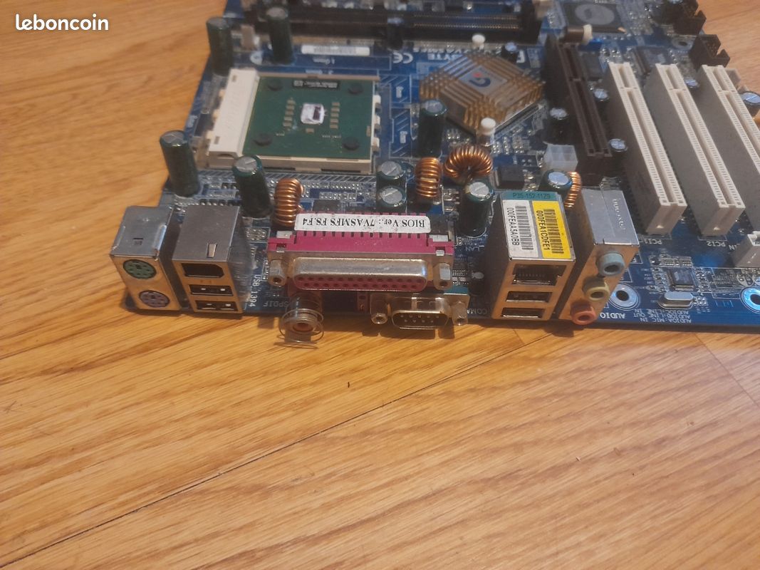 Carte mère pc fixe marque gigabyte GA-7 VASMFS (image 3)