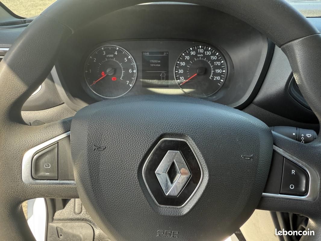 Renault Master F3300 DCi 135 CV 10 100HT (image 10)