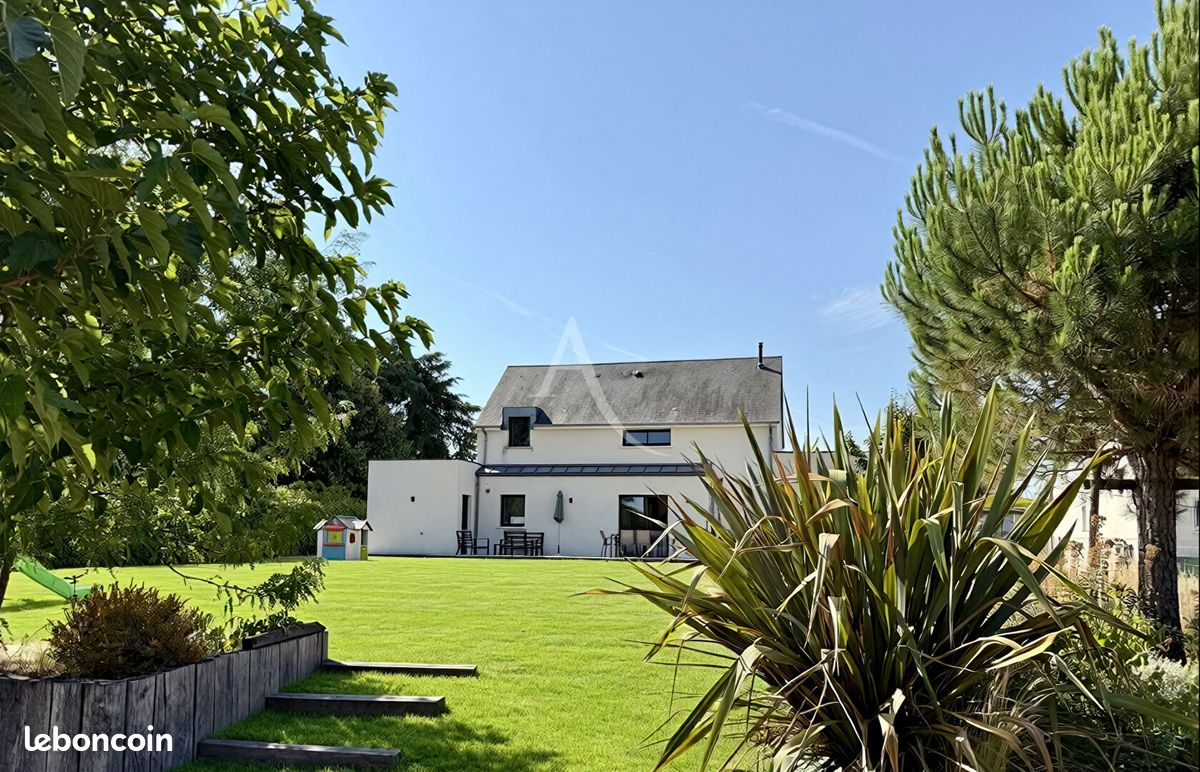 Maison 6 pièces 160 m² · à Vallères · 160 m² · 400 000 €